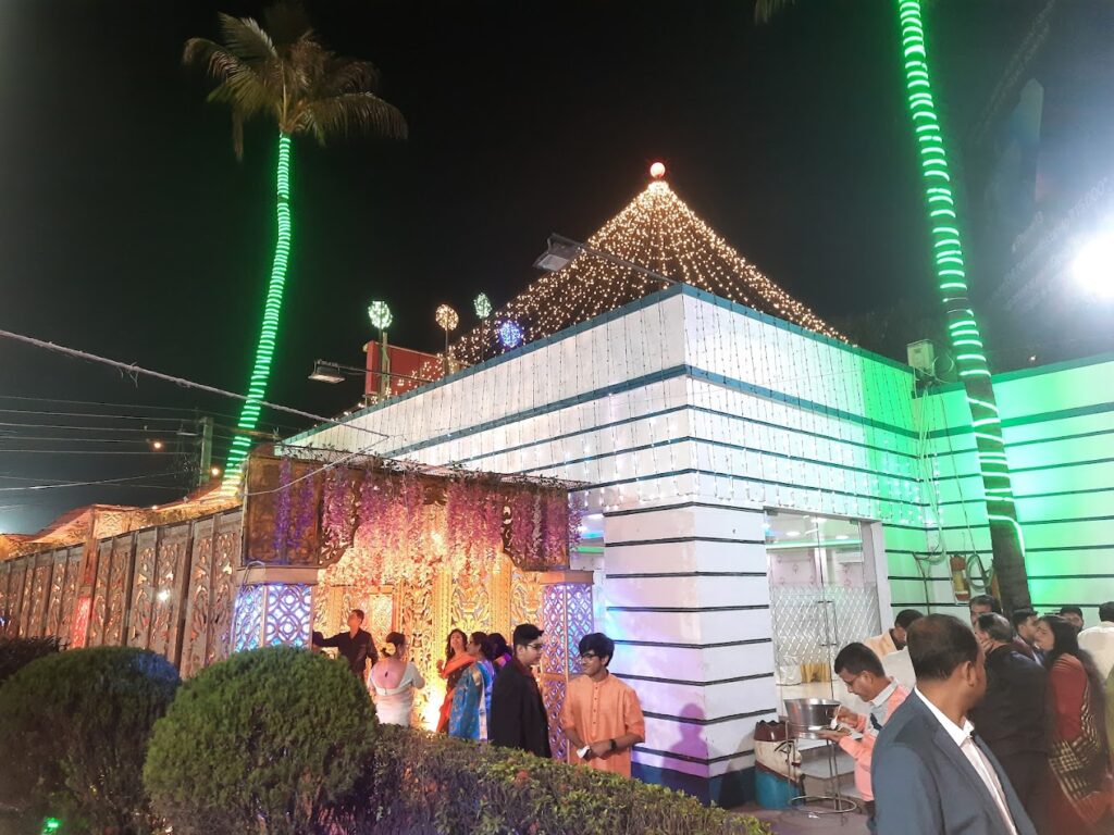 Best Banquet in Baguiati VIP Road